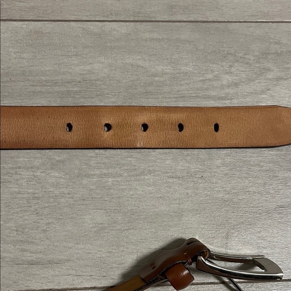 Cognac Brown Leather Belt, Size M 35-37 inch - Picture 7 of 10